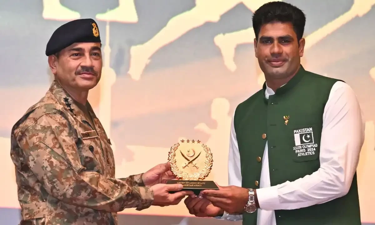 General Munir met Nadeem