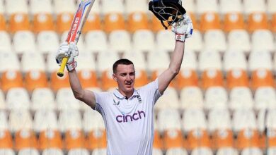 England in sight of victory multan test