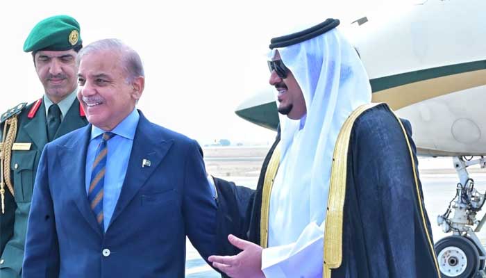 PM Shehbaz reaches Riyadh