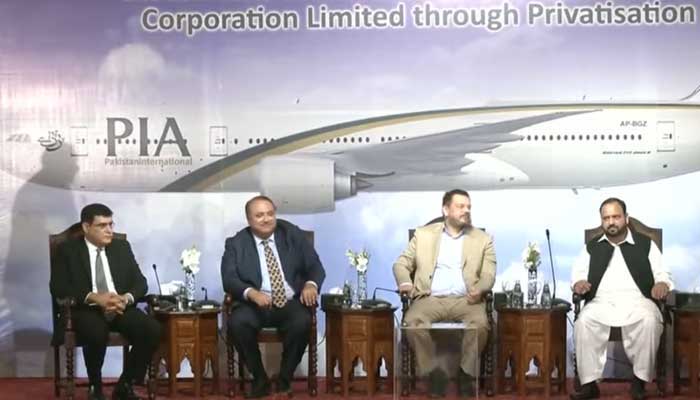 bidding to push PIA privatisation