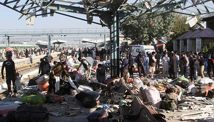 suicide blast at Quetta railway station