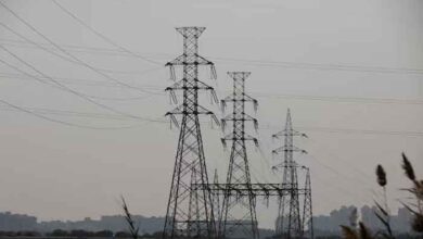 Global lenders warn Pakistan