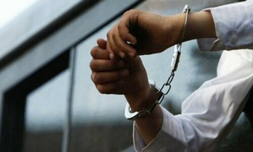 police arrest husband injuring wife with axe