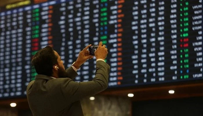 PSX rebounds sharply as Trump tarif