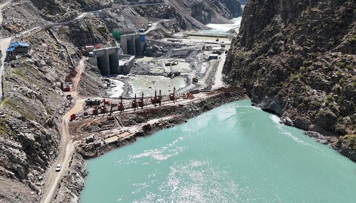 fast-track hydro projects