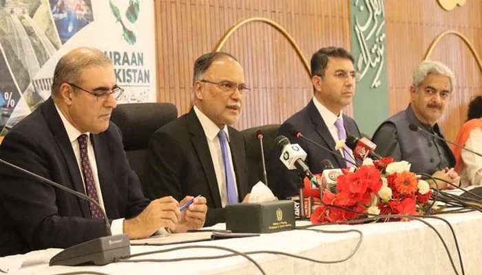 Govt focusing on sustained growth