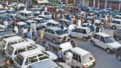 Sindh govt bans parking on Karachi