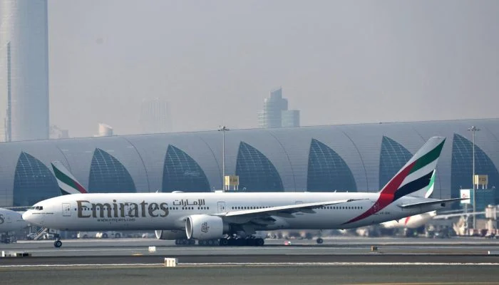 Dubai airport logs