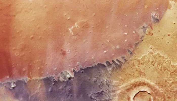 Why does Mars appear yellow